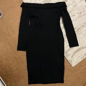 ONE SHIEN DRESS AND ONE WINDSOR DRESS AS A BUNDLE.